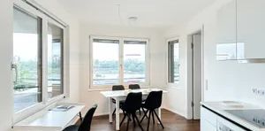 Möbliertes 2 Zimmer-Apartment mit freiem Blick auf die Neue Donau | DC Residential - Photo 2