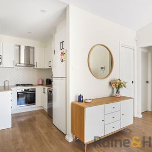 Granny Flat with Modern Fitouts - Your Stylish New Retreat! - Photo 2