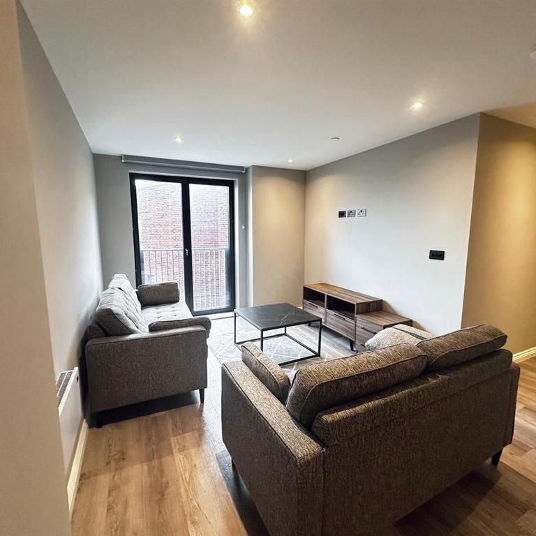 3 bedroom apartment to rent - Photo 1