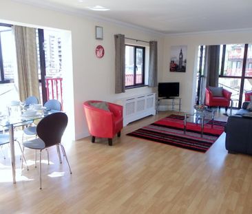 2 bedroom flat to rent - Photo 3