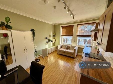 1 bedroom flat to rent - Photo 5
