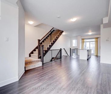 11 DONALD FLEMING WAY - Photo 1