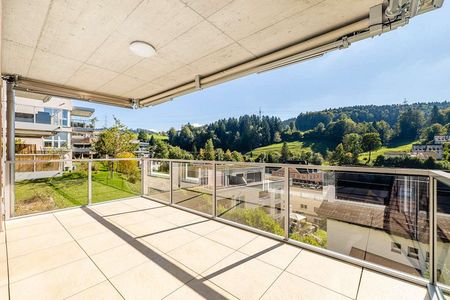 Attraktive 4.5 Zimmer-Eigentumswohnung mit Weitblick zur Miete - Photo 2
