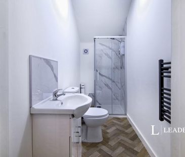 1 bedroom apartment to rent Victoria Avenue, Southend-on-Sea, Essex... - Photo 3