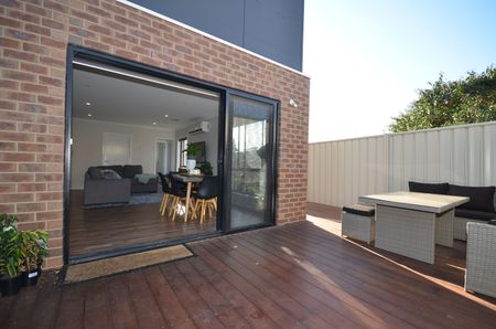 3/35 Sternberg Street, Kennington - Photo 2