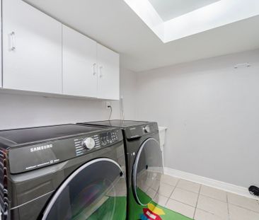 For Lease - 5352 BUSHELGROVE Circle, Mississauga, Ontario - Photo 2