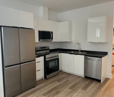 For Lease - 6129 Curlin Crescent, Niagara Falls, Ontario - Photo 5