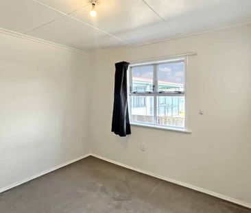 WEST END - 2 BEDROOMS - Photo 1