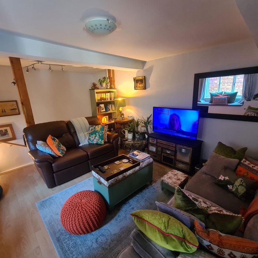 West Street, Stamford - Photo 1