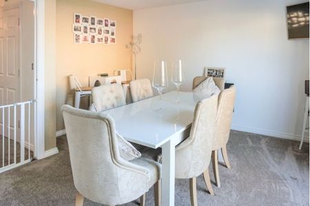 5 Bed Terraced House, Wood Mead, BS16 - Photo 5