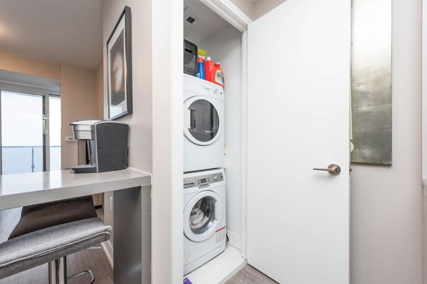 For Lease - 7 Grenville Street Unit# 5705, Toronto, Ontario - Photo 1