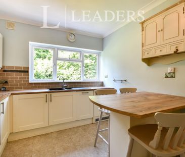 2 bedroom apartment to rent Portchester Road, Bournemouth, BH8 - Photo 5