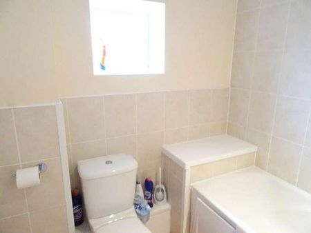 Rm, Stonewort Avenue, Hampton, P, PE7 - Photo 5