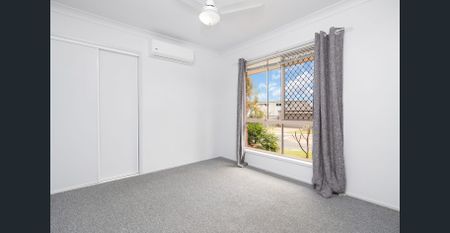 Open and Spacious Family Home! - Photo 3