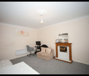 1 Bed Flat, Bullar Road, SO18 - Photo 1