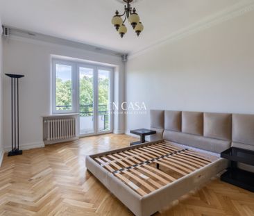 Piękny apartament w kamienicy przy ul. Parkowej - Zdjęcie 1