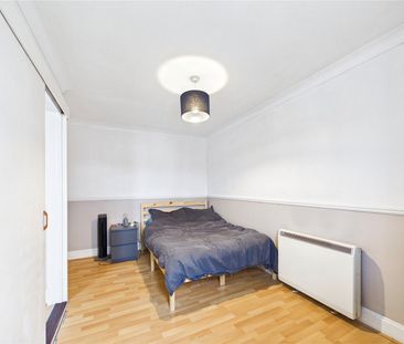 Mallard Way, Great Cornard, Sudbury, CO10 0YQ - Photo 2