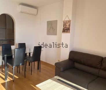 Alquiler de piso en Calle Santa Fabiola - Photo 3