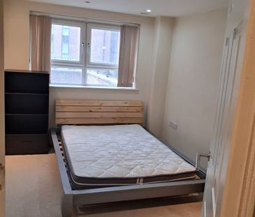 2 Bed Flat, Middlewood Street, M5 - Photo 4