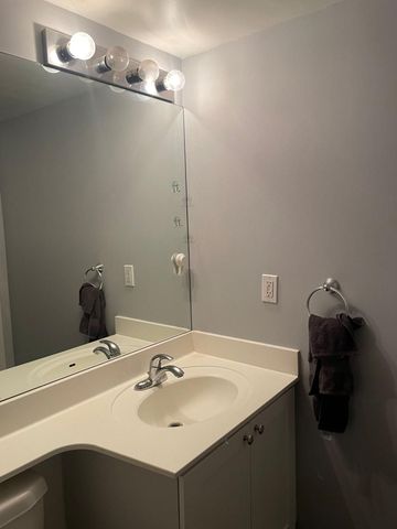 For Lease - 230 King Street Unit# 1824, Toronto, Ontario - Photo 5