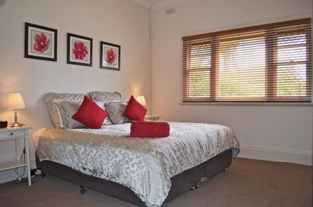 FULLY FURNISHED - UNAVAILABLE UNTIL DECEMBER 2018 - Photo 5