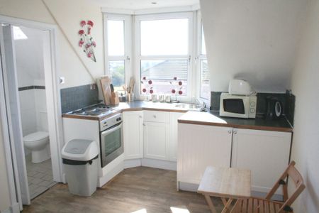 Reid Street, Dunfermline, KY12 - Photo 5