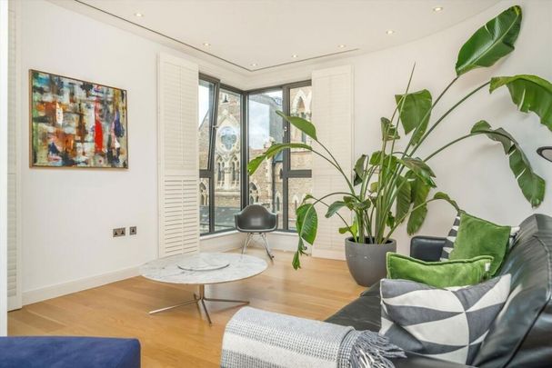 2 bedroom flat to rent - Photo 1