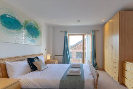 Apartment 12, St. Anns Quay, 118, Quayside, Newcastle upon Tyne, Tyne and Wear, NE1 3BB - Photo 5