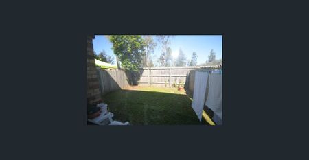 3B Townhouse in Secure Resort-Style Complex Close to Harbour Town Shopping Centre - Photo 4