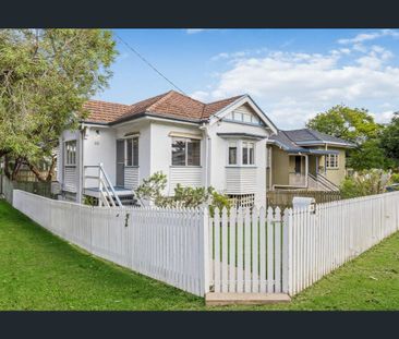 46 Mackay Street, Coorparoo, Qld 4151 - Photo 3