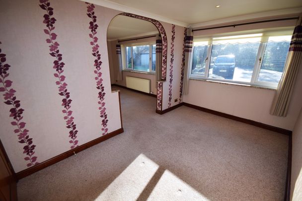 Gilsland, Brampton - Photo 1