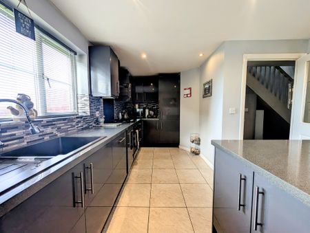 Sovereign Gardens, Pontyclun, Miskin - Photo 4