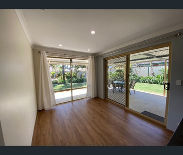 3 Newlyn Way, Coodanup, WA 6210 - Photo 6