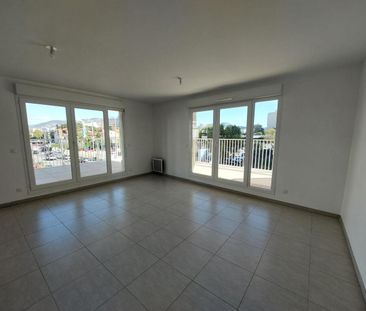 location Appartement F3 DE 58.8m² À MARSEILLE - Photo 5