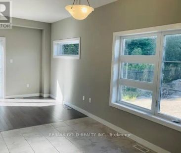 942 ROBERT FERRIE DRIVE - Photo 4