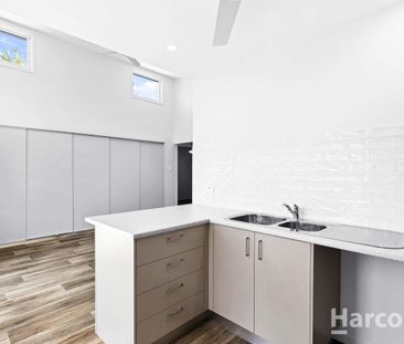 49A Kent, Urangan, Qld 4655 - Photo 3