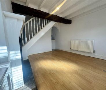 2 bedroom terraced house to rent - Photo 4