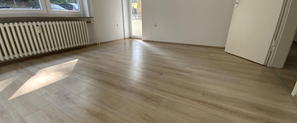 Wir modernisieren: gut aufgeteilte 4 Zimmer-Wohnung mit Balkon in Lüdenscheid Worth-Honsel - Foto 1