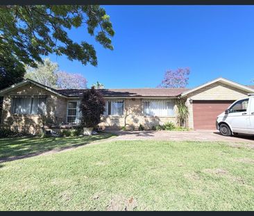Renovated 5-beds house in Murray Farm Public catchment - Photo 1
