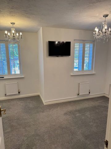 1 Bed Semi-Detached House, City View, NG3 - Photo 4
