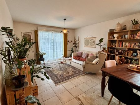 Location Appartement 3 pièces 76m² REZE 44400 - Photo 2