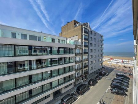 Gezellig gemeubeld appartement met zijdelings zeezicht gelegen vlakbij het Driehoeksplein. - Photo 3