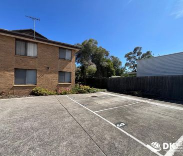 Prime Location in Albion - Photo 3