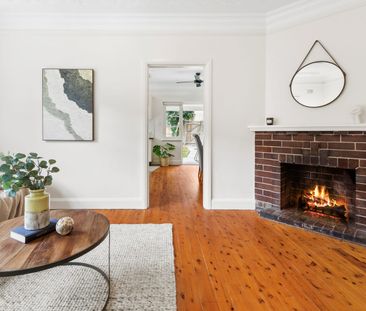 Charming Character Home - 6 Month Lease - Photo 2