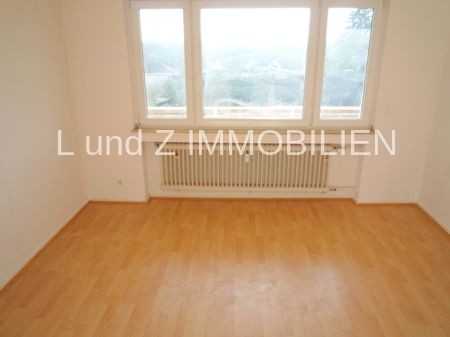 * Helle 3 Zimmer Wohnung mit Balkon * NUR BERUFSTÄTIGE Mieter erwünscht - Photo 3