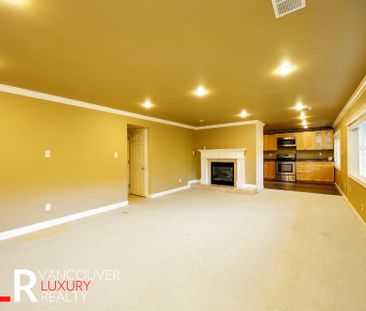 Garden Suite Level in West Vancouver, BC - Photo 3