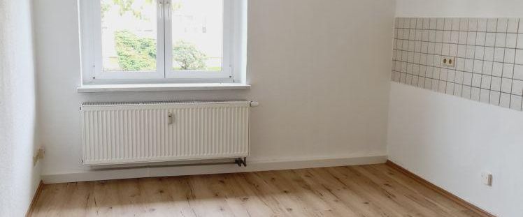 Modernes Laminat - frei ab 1.2.26 - große Küche - Foto 1