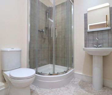 3 bedroom apartment to rent - Photo 5