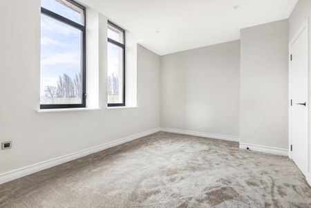 2 bedroom flat to rent - Photo 4