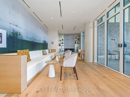 5 Defries Street #1201 - Photo 3